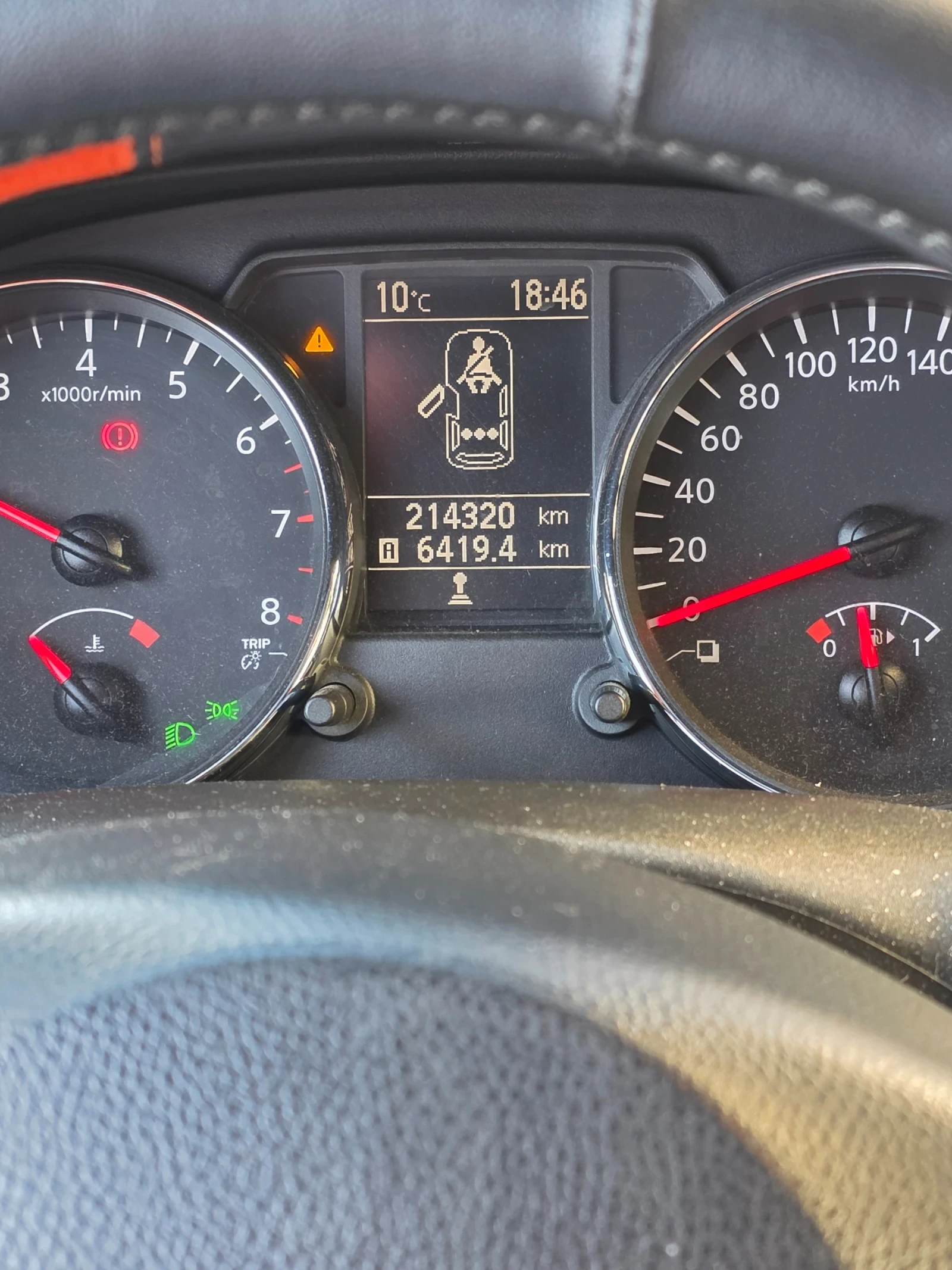 Nissan Qashqai, снимка 7 - Автомобили и джипове - 54296730