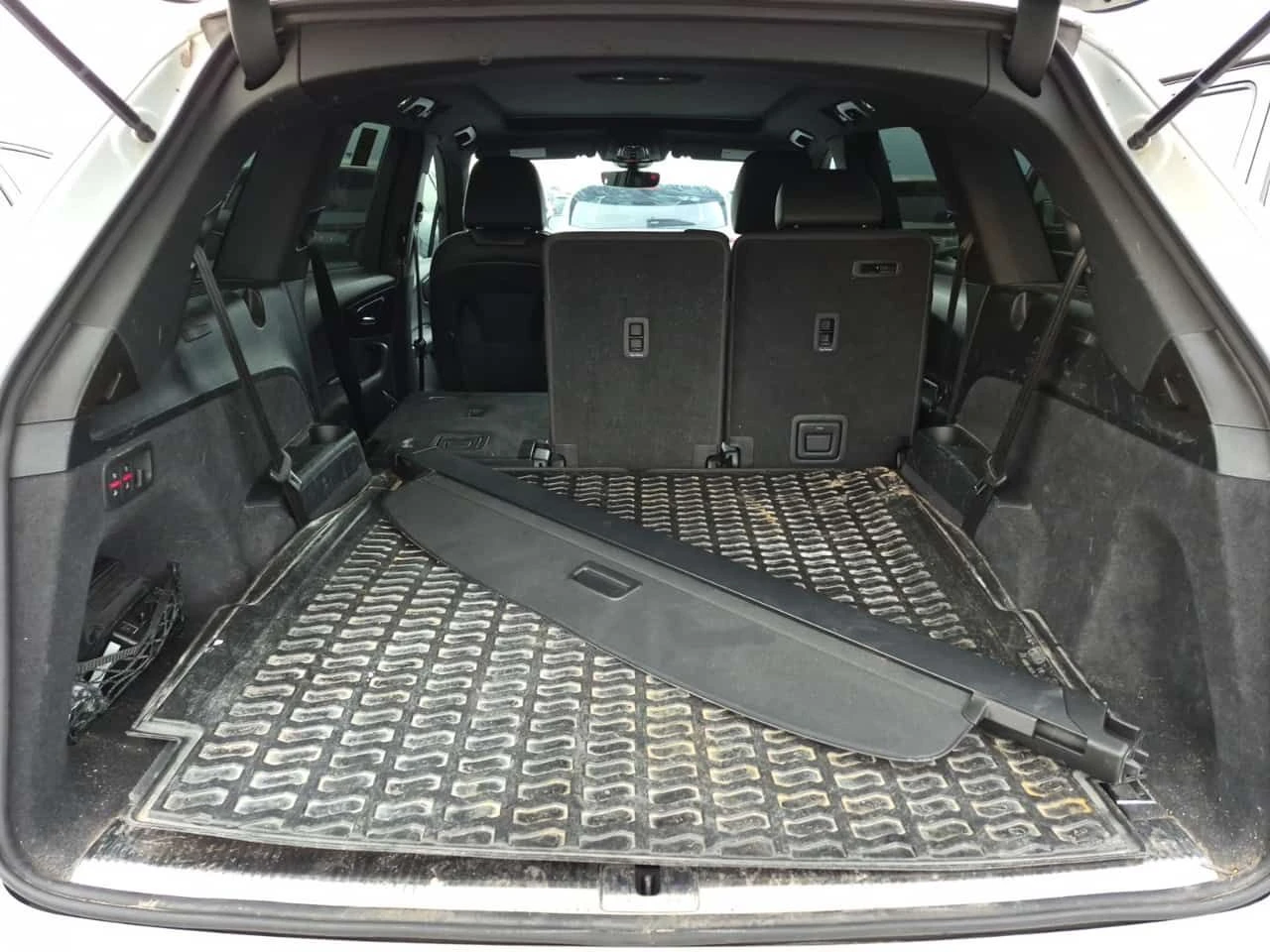 Audi Q7 55 * PROGRESSIV * CARFAX * Без инциденти * От VW , снимка 14 - Автомобили и джипове - 54531336