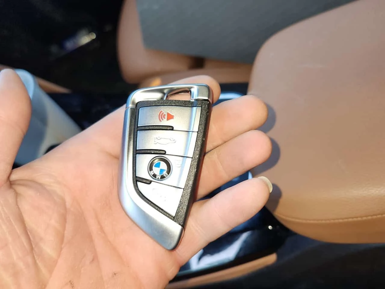 BMW X4 XDRIVE30I| HUD| ПАМЕТ| ПАНОРАМА| CARFAX| , снимка 17 - Автомобили и джипове - 54607159
