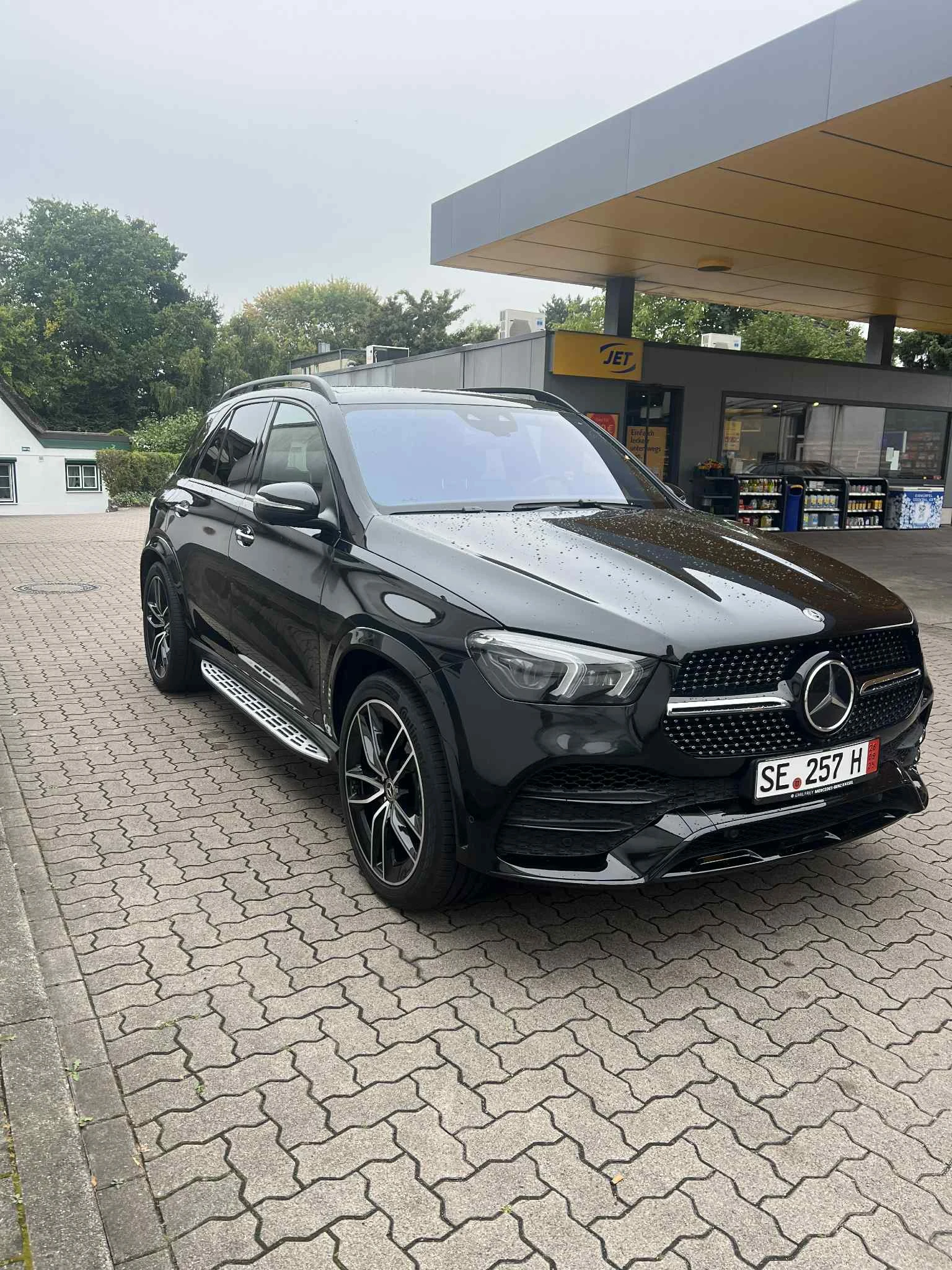 Mercedes-Benz GLE 400 CDI* AMG-Line* Burmeister* Distronic* Pano* German, снимка 17 - Автомобили и джипове - 55148468