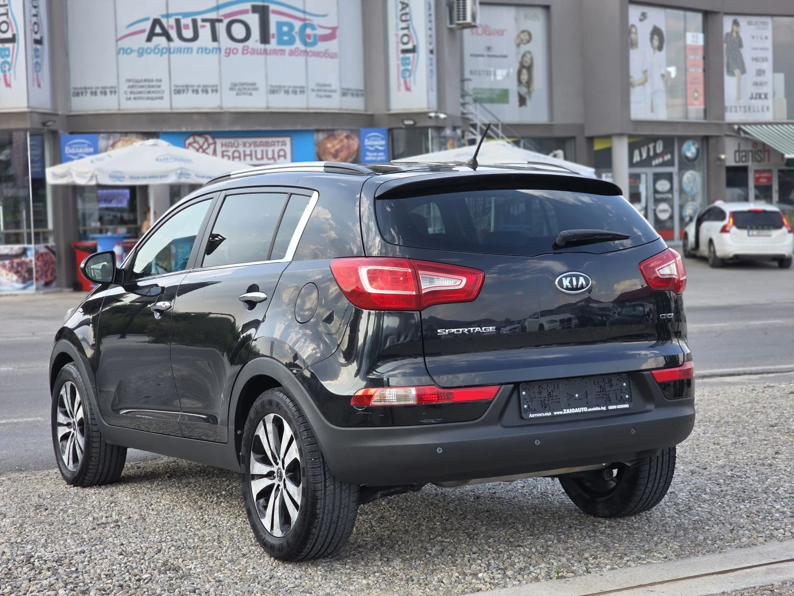 Kia Sportage 1.7 CRDI 116 k.c. Собствен Лизинг, снимка 3 - Автомобили и джипове - 55353636