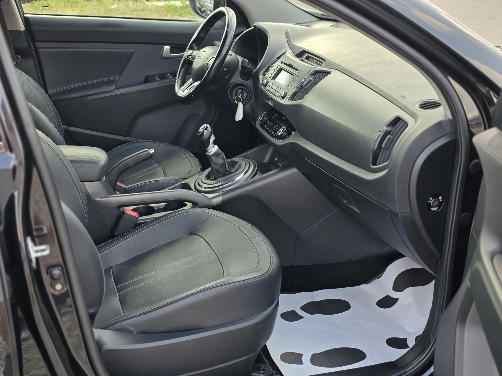 Kia Sportage 1.7 CRDI 116 k.c. Собствен Лизинг, снимка 13 - Автомобили и джипове - 55353636