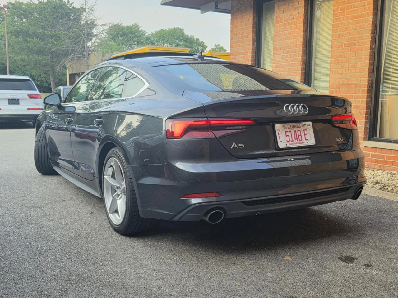 Audi Q5 Prestige * Distronic, снимка 3 - Автомобили и джипове - 55400582