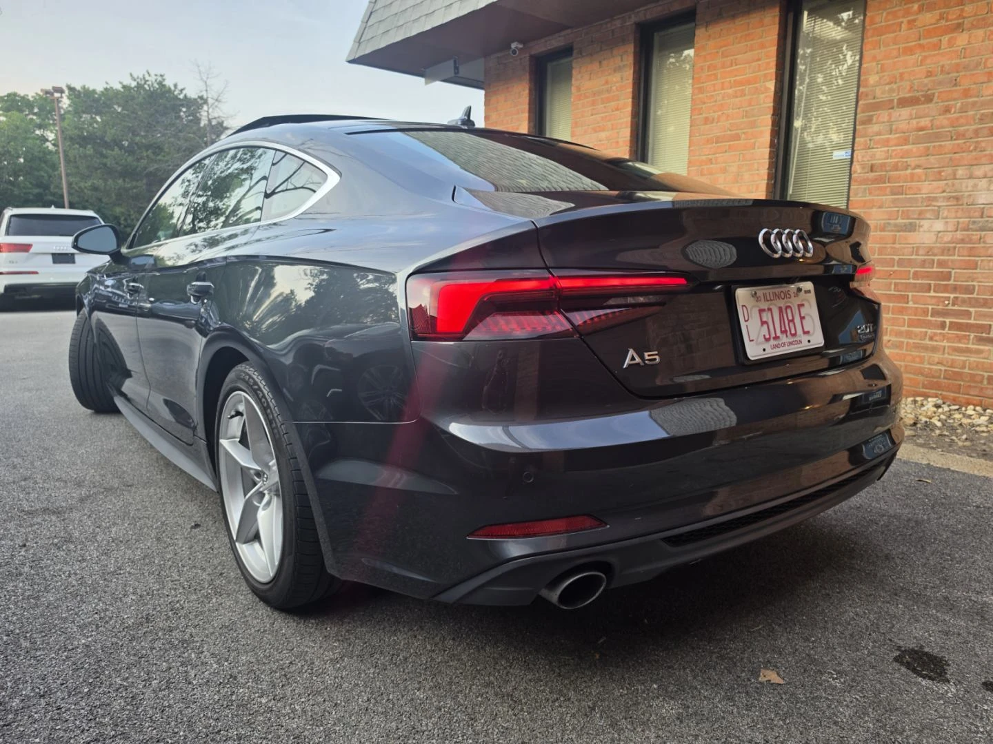 Audi Q5 Prestige * Distronic, снимка 4 - Автомобили и джипове - 55400582