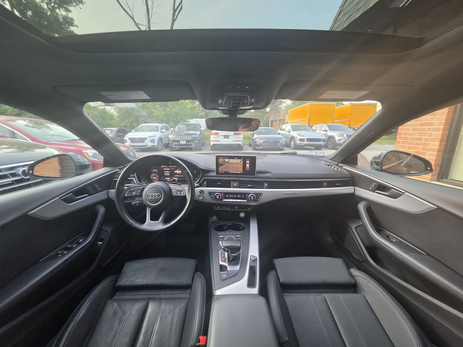 Audi Q5 Prestige * Distronic, снимка 16 - Автомобили и джипове - 55400582