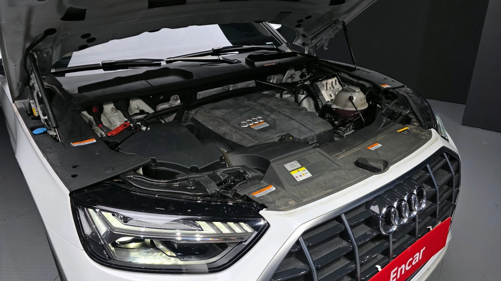 Audi Q5 45 TFSI quattro, снимка 6 - Автомобили и джипове - 55433477