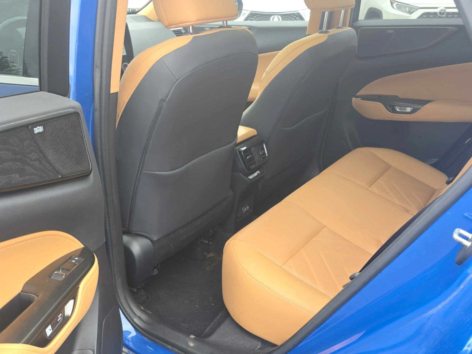 Lexus NX * 350 * CARFAX * ОПЦИЯ ЗА ФИНАНСИРАНЕ, снимка 10 - Автомобили и джипове - 56156370