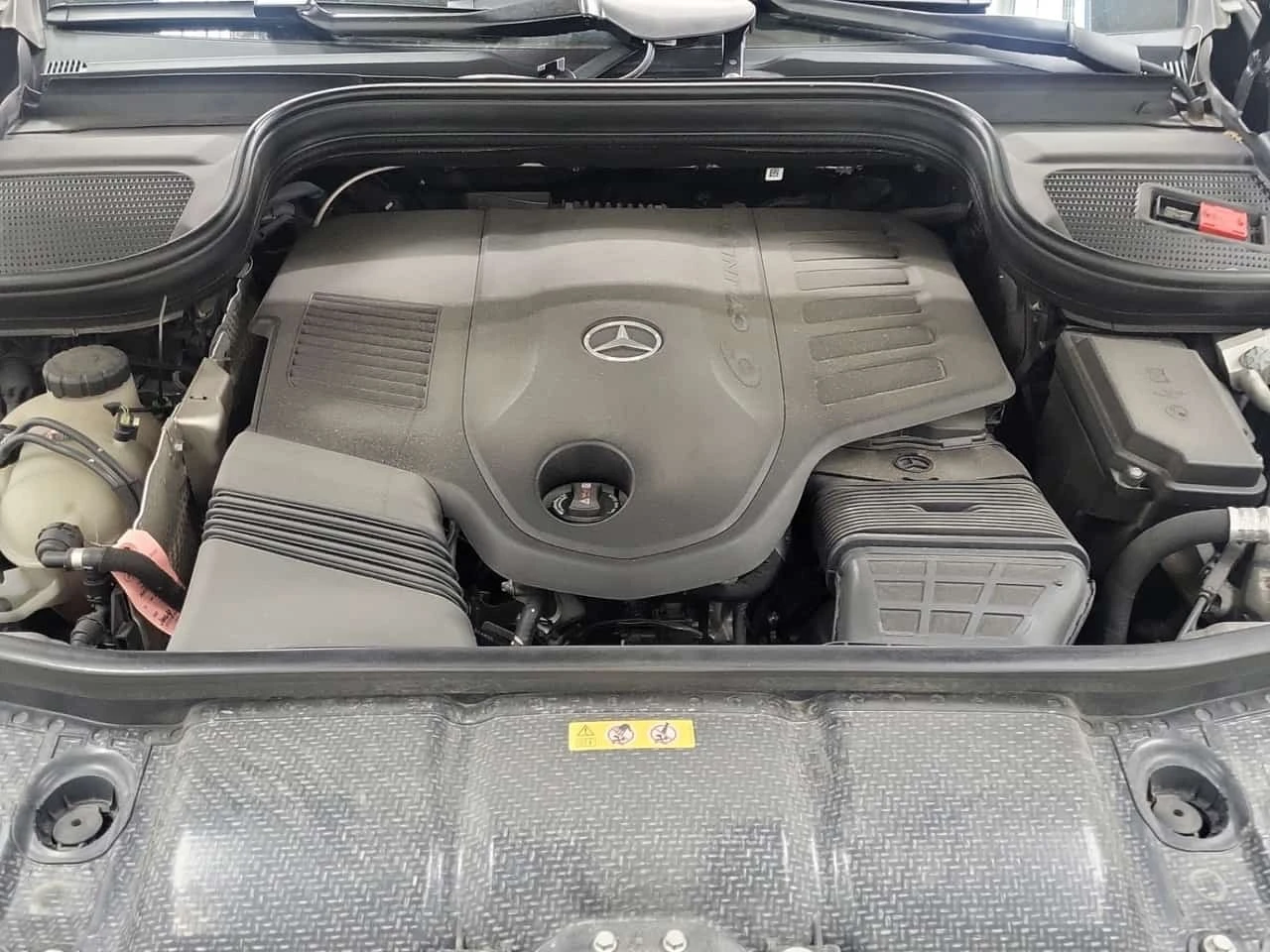 Mercedes-Benz GLE 450 | CARFAX | БЕЗ ИНЦИДЕНТИ , снимка 17 - Автомобили и джипове - 56285427