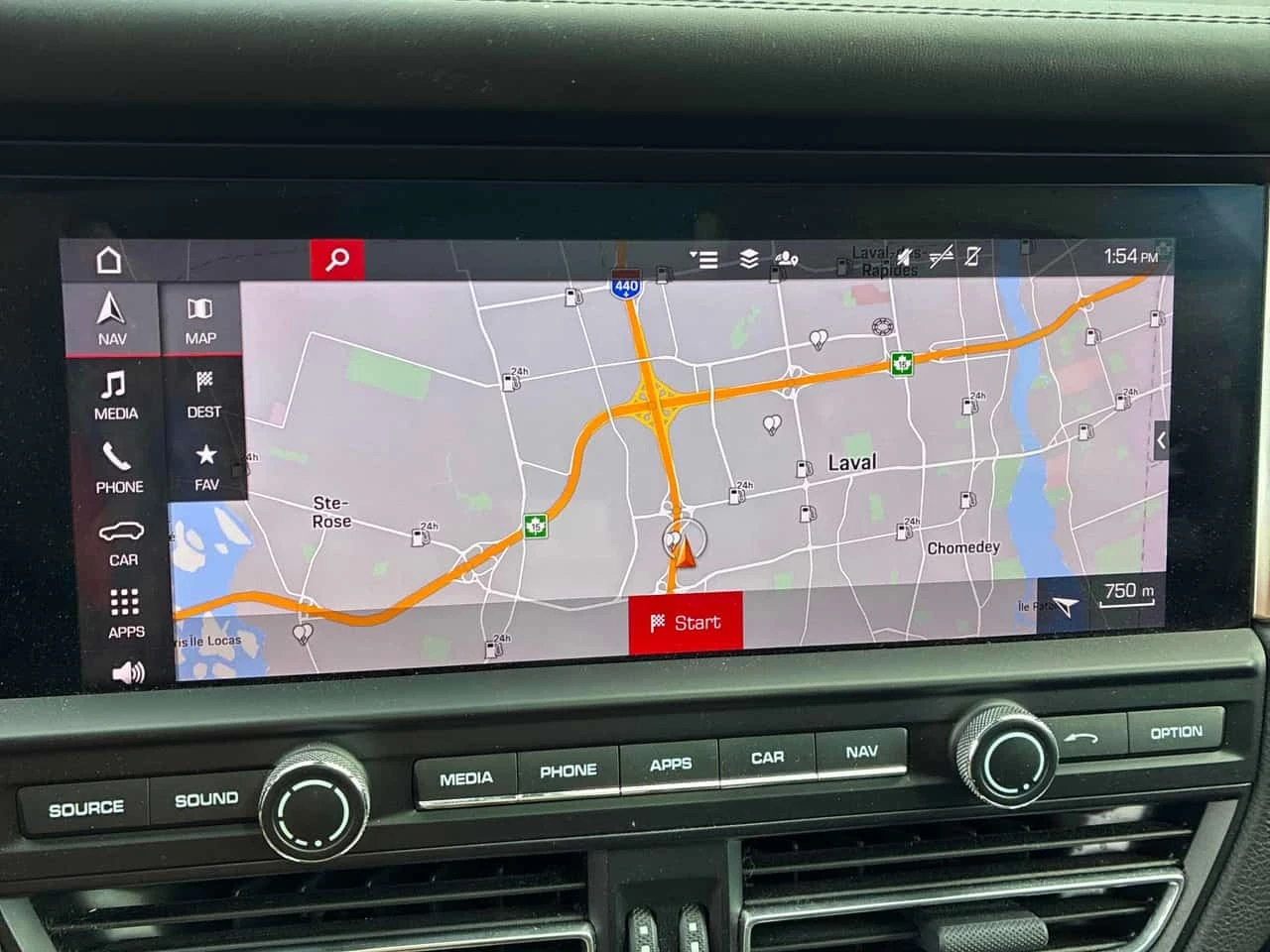 Porsche Macan * GTS * ПОДГРЕВ * ОБДУХВАНЕ * ВЪЗДУШНО ОКАЧВАНЕ * , снимка 13 - Автомобили и джипове - 56326816