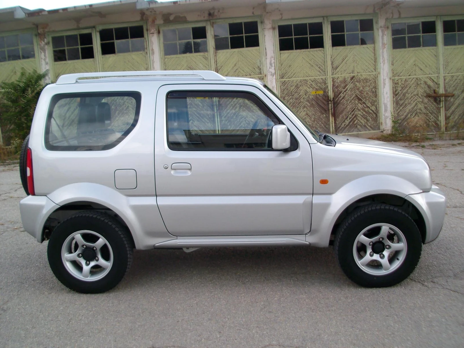 Suzuki Jimny 1.3i* GAZ* AVTOMATIK* ITALIQ* KLIMATIK* OTLICHNA | Mobile.bg � ����������� 4