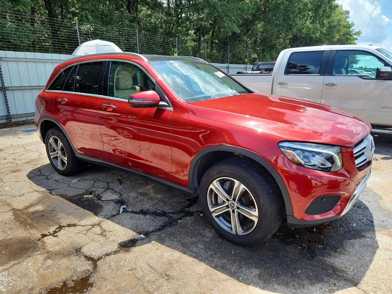 Mercedes-Benz GLC 300, снимка 4 - Автомобили и джипове - 56536430