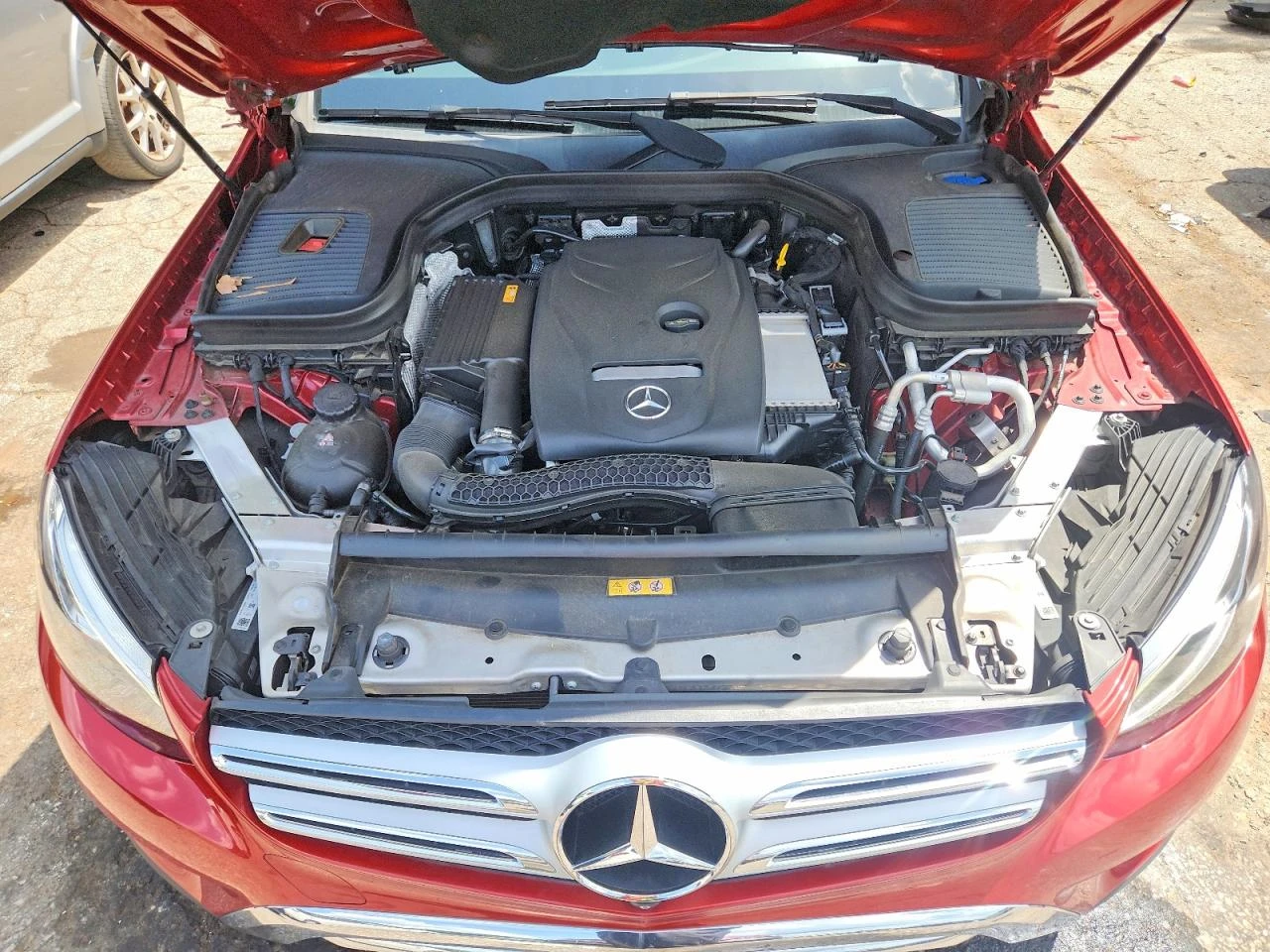 Mercedes-Benz GLC 300, снимка 11 - Автомобили и джипове - 56536430