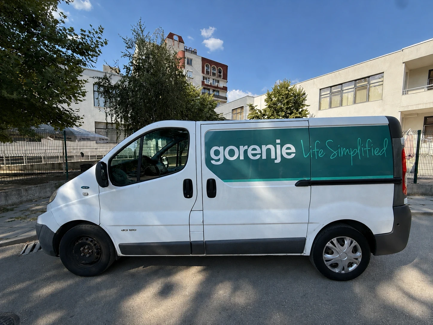 Renault Trafic 2.0 DCI 150, снимка 3 - Бусове и автобуси - 55615897