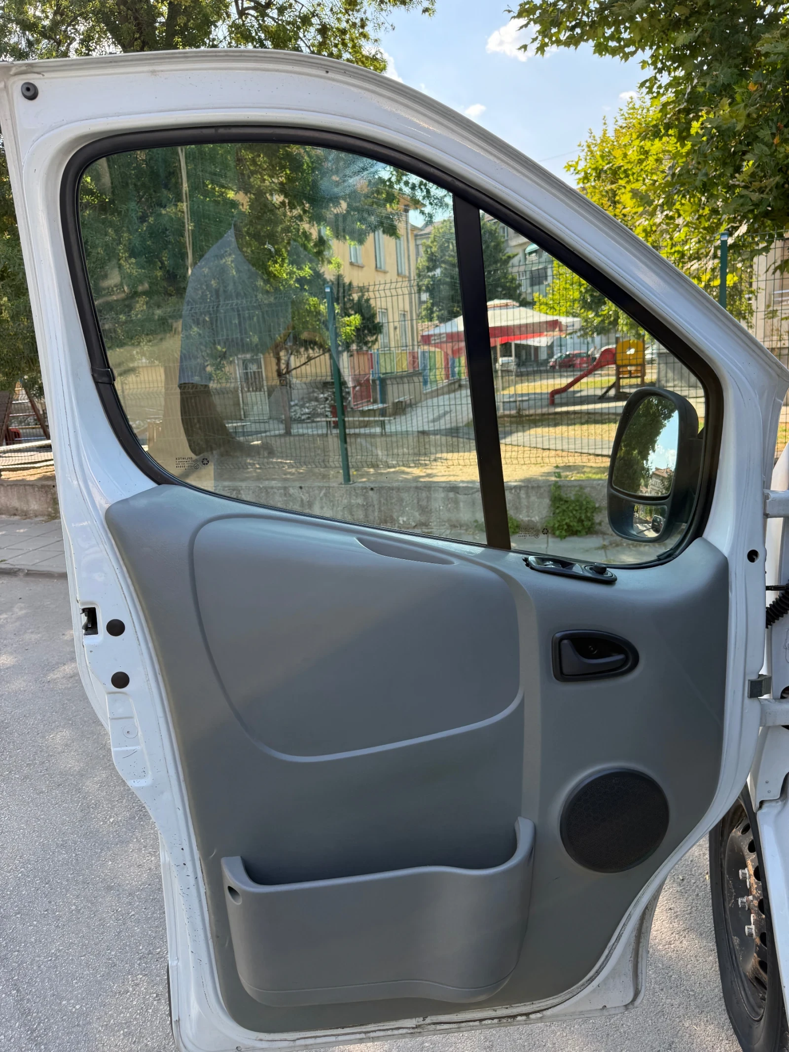 Renault Trafic 2.0 DCI 150, снимка 6 - Бусове и автобуси - 55615897