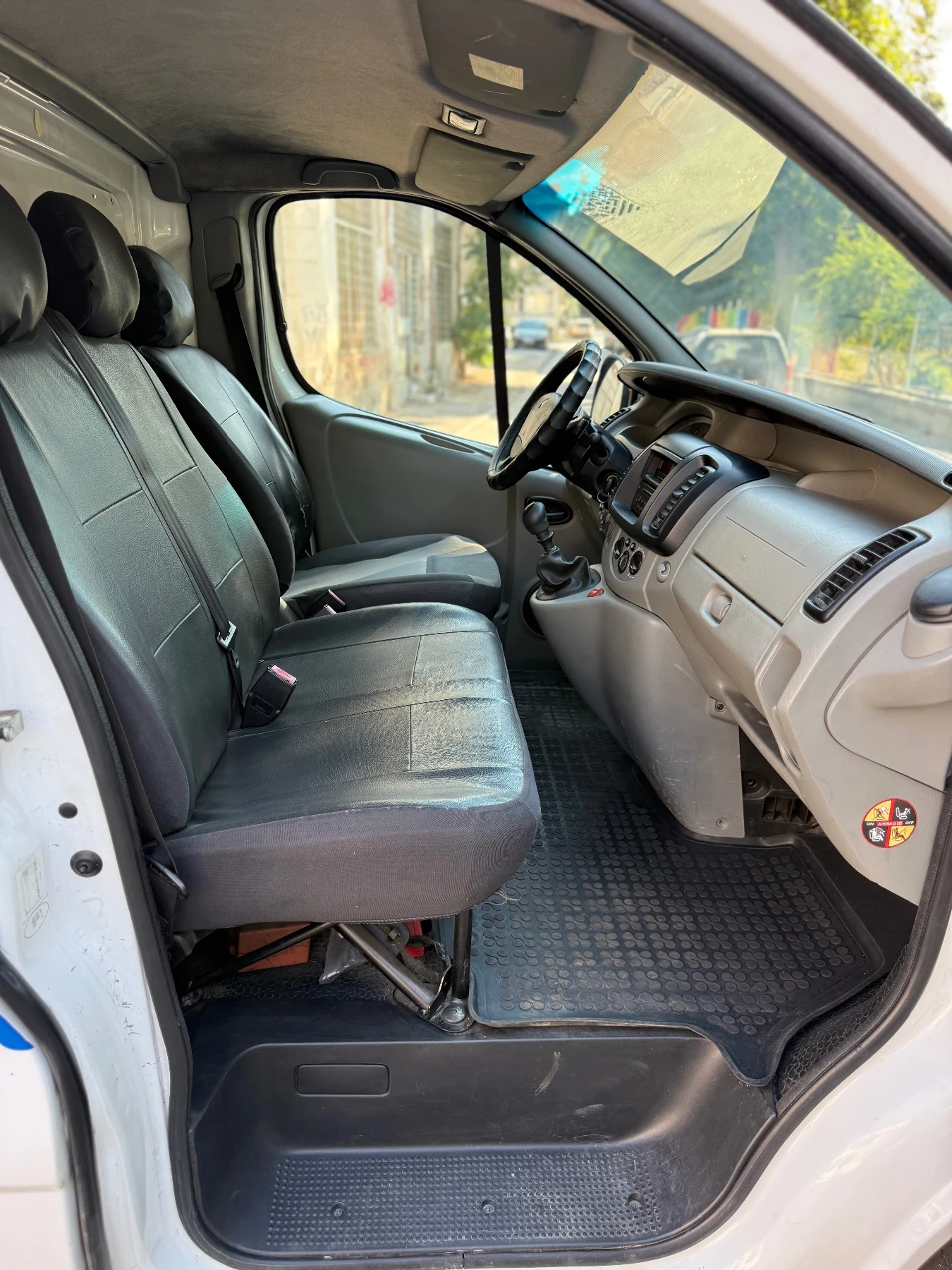 Renault Trafic 2.0 DCI 150, снимка 9 - Бусове и автобуси - 55615897