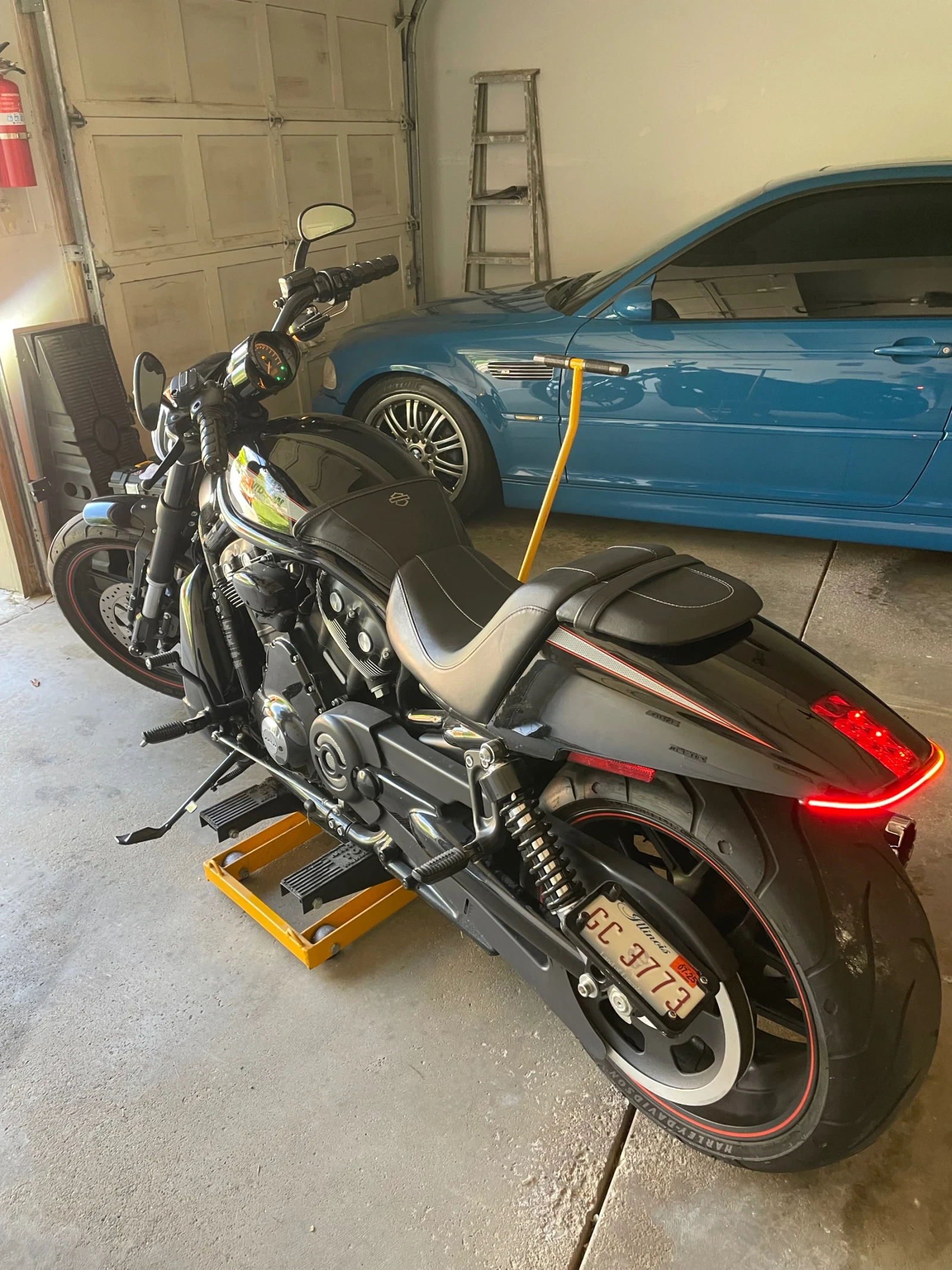 Harley-Davidson V-Rod VRSCDX - изображение 5