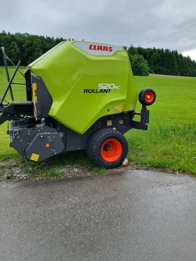      Claas ROLLANT 520 RC  