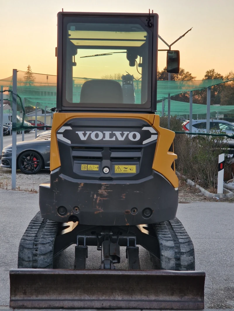 Багер Volvo ECR25D/2.5т./НулевРадиус/POWERTILT/Хидр.откл./, снимка 5 - Индустриална техника - 47909312