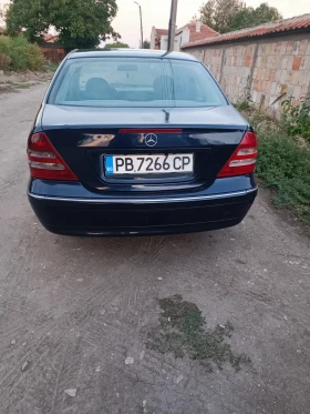 Mercedes-Benz C 200, снимка 4