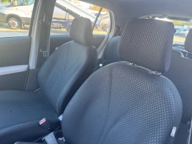 Toyota Yaris 1.3 VVT-i* 4/5 врати* Климатроник - 8800 лв. / 4499.37 € - 38582012 6