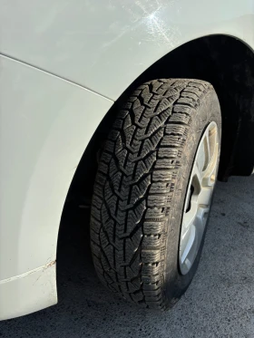 Dacia Logan MCV - 7209 € / 14099.58 лв. - 58831650 3