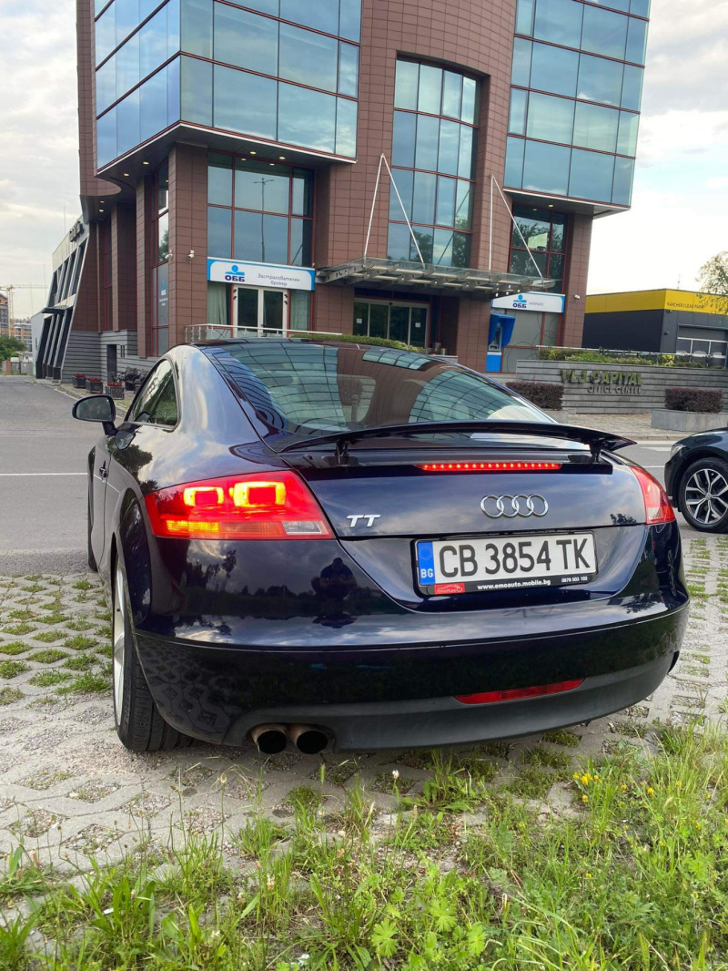 Audi Tt 2.0T, снимка 12 - Автомобили и джипове - 45385747