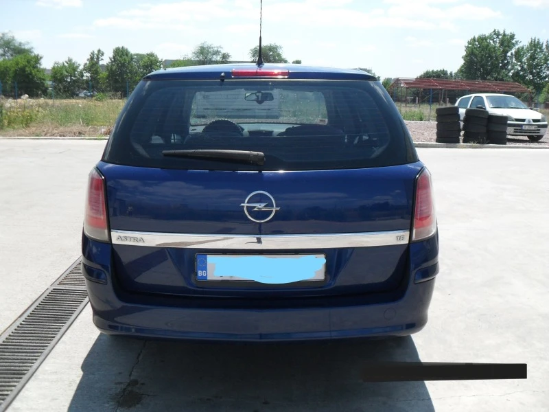 Opel Astra 1, 8i, снимка 7 - Автомобили и джипове - 47362572