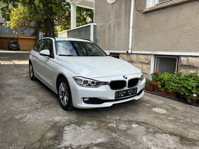 BMW 320, снимка 16 - Автомобили и джипове - 47260439