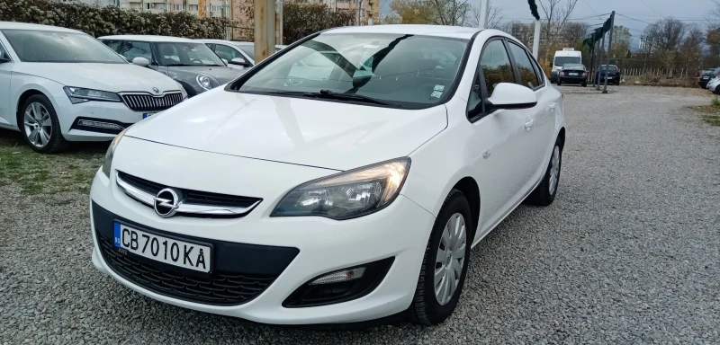 Opel Astra 1.6 cdti E6, снимка 1 - Автомобили и джипове - 47928489