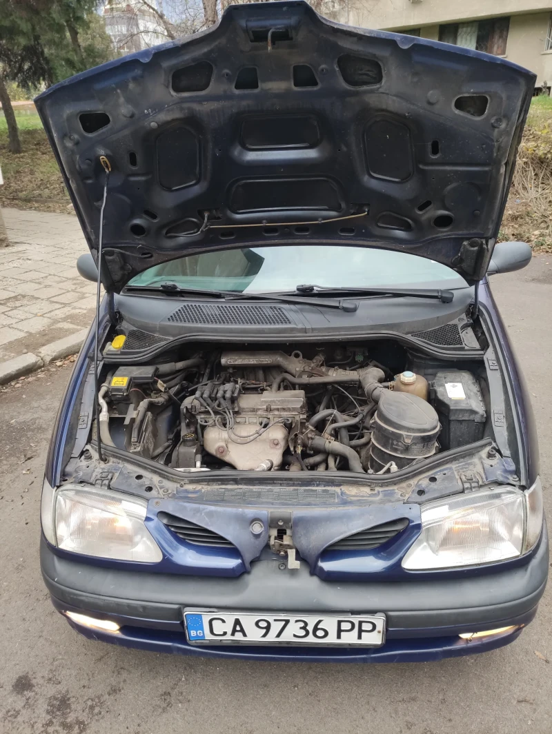 Renault Scenic, снимка 4 - Автомобили и джипове - 52645532