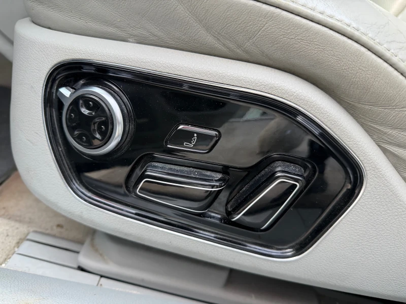 Audi A8 БАРТЕР* 4.2TDI* Вакум* Масаж, снимка 13 - Автомобили и джипове - 52877152