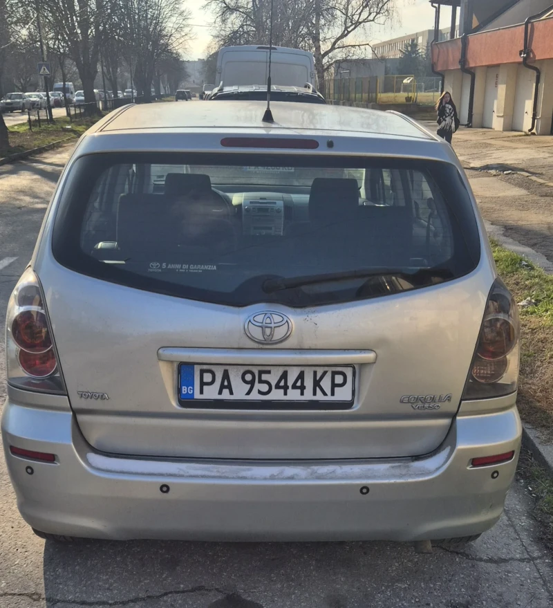 Toyota Corolla verso D4D, снимка 5 - Автомобили и джипове - 53162441