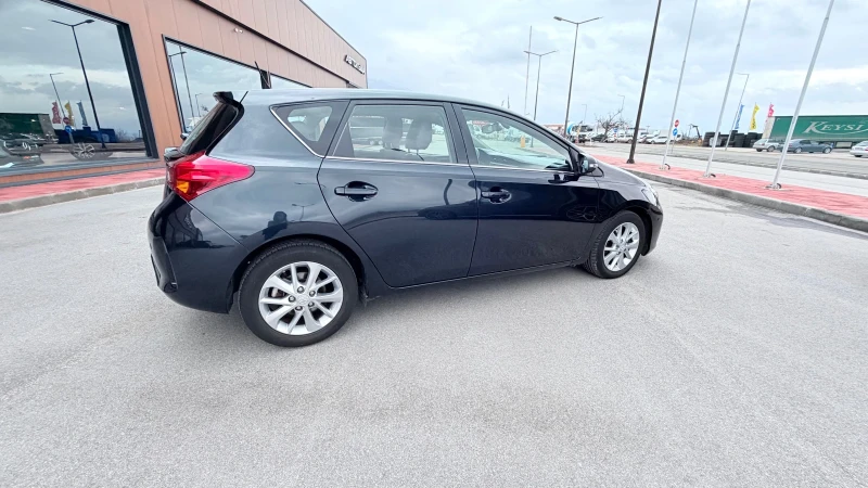 Toyota Auris 2.0D4D-124к.с.;ПОДГРЕВ;КАМЕРА;Keyless-Go;NAVI;, снимка 4 - Автомобили и джипове - 53235828
