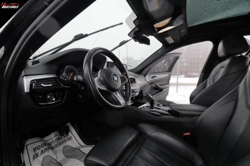 BMW 530 xDrive* M-Pack* ПОДГРЕВ* KEYLESS* ШИБИДАХ* , снимка 6 - Автомобили и джипове - 53459934
