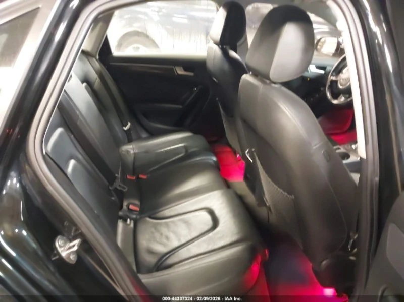 Audi A4 2.0l 2.0T Premium, снимка 8 - Автомобили и джипове - 53592923