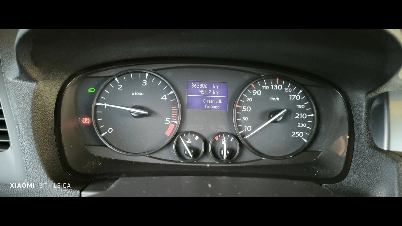 Renault Laguna 1.5dci - изображение 9