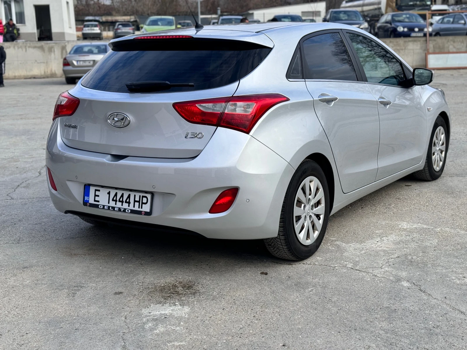 Hyundai I30 1.6crdi lounge eu6 - изображение 6