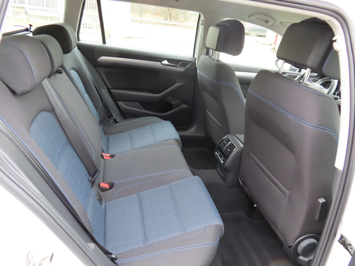 VW Passat VW Passat Var GTE Plug-In-Hybrid 1.4 TSI - изображение 8