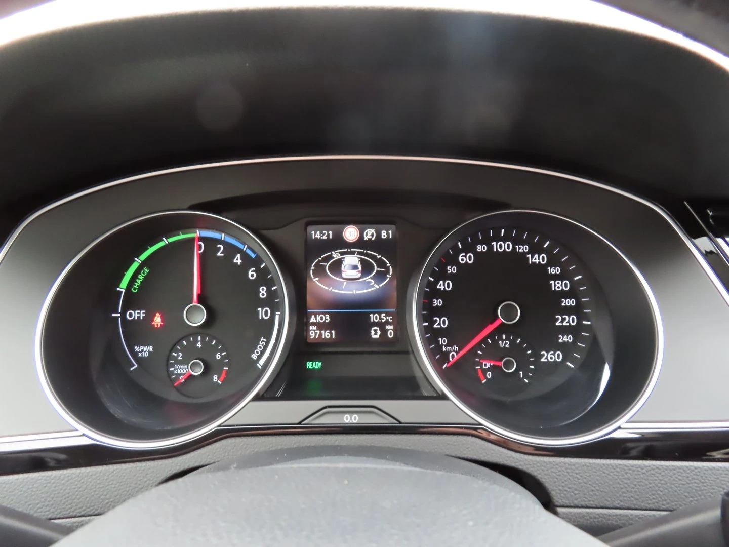 VW Passat VW Passat Var GTE Plug-In-Hybrid 1.4 TSI - изображение 10