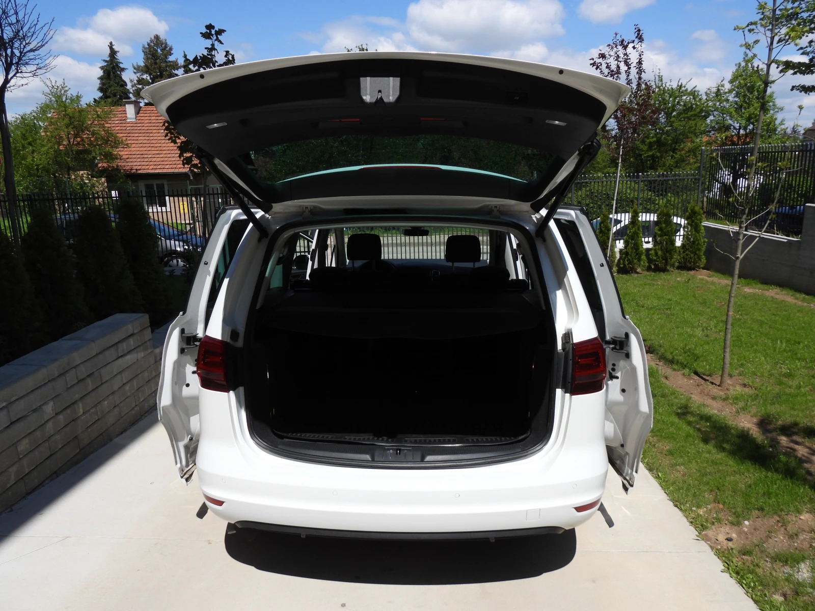 VW Sharan 2.0 TDI DSG 4MOITION - изображение 5