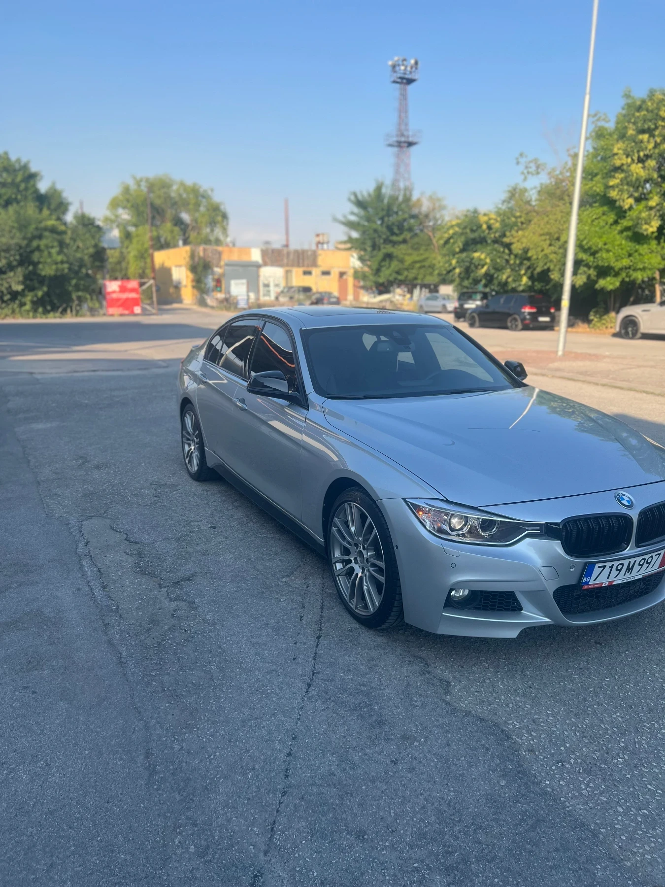 BMW 335 335 i x- drive 59000км - изображение 2