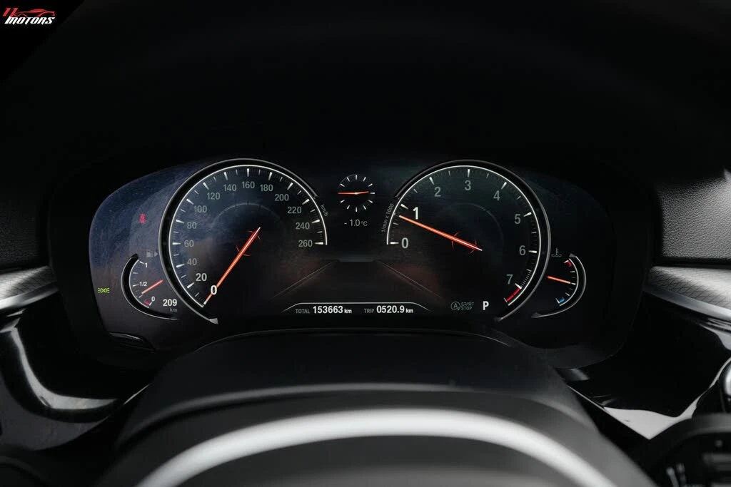 BMW 530 xDrive* M-Pack* ПОДГРЕВ* KEYLESS* ШИБИДАХ*  - изображение 9