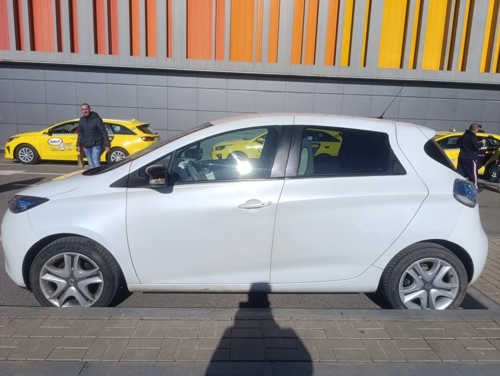 Renault Zoe R90 - изображение 4