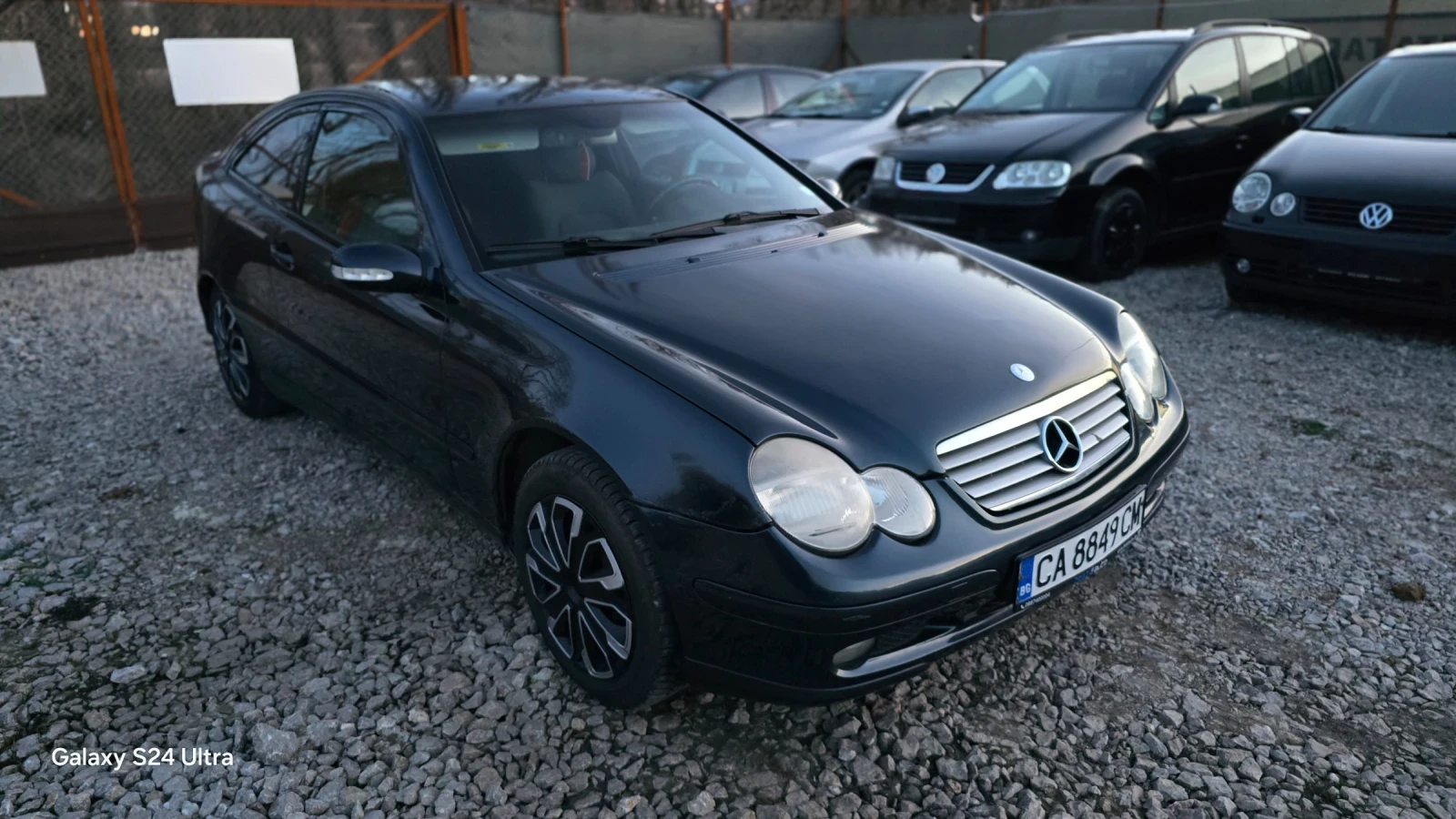 Mercedes-Benz C 220 Coupe, снимка 2 - Автомобили и джипове - 53803959