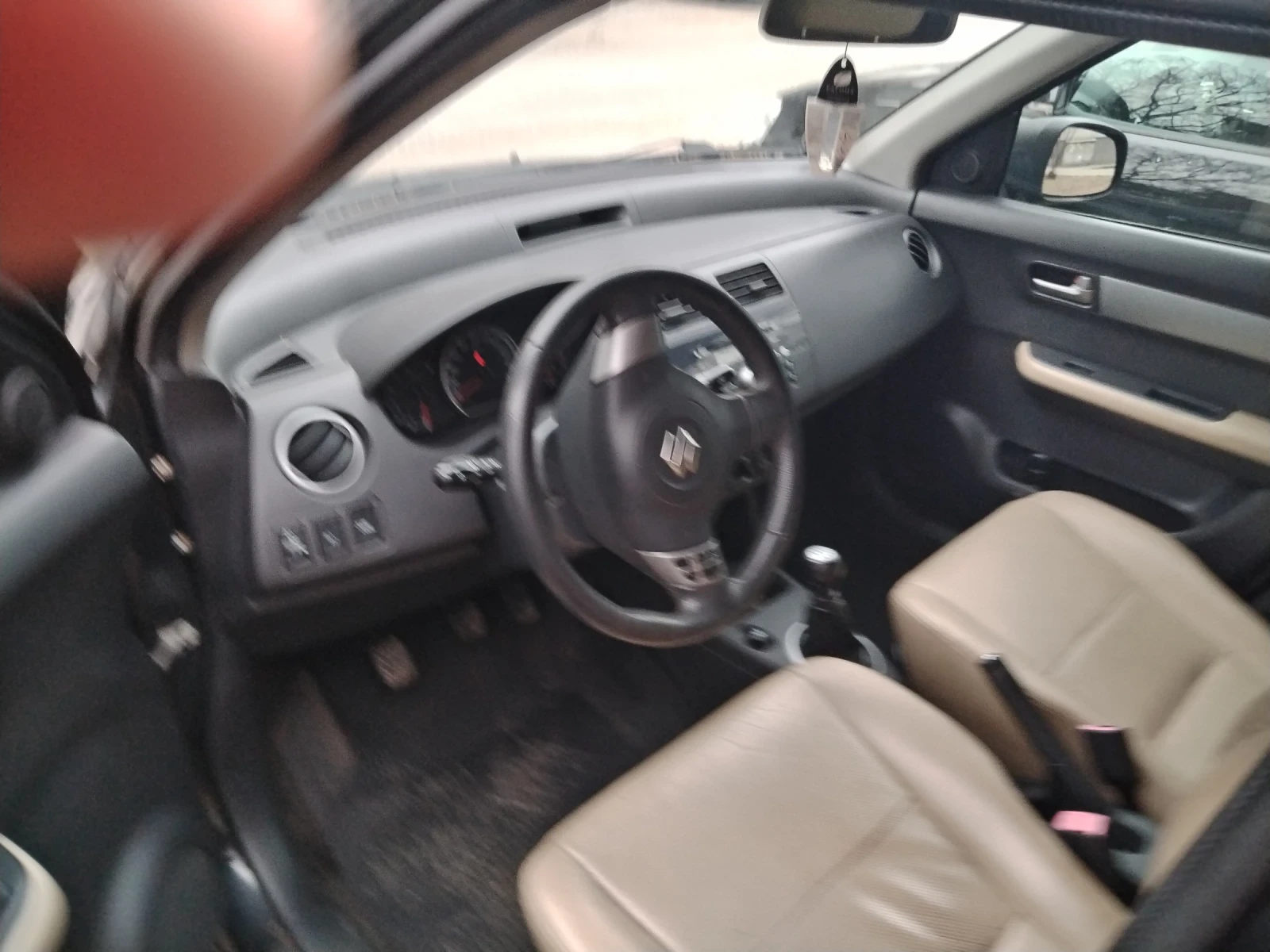 Suzuki Swift, снимка 4 - Автомобили и джипове - 54127070