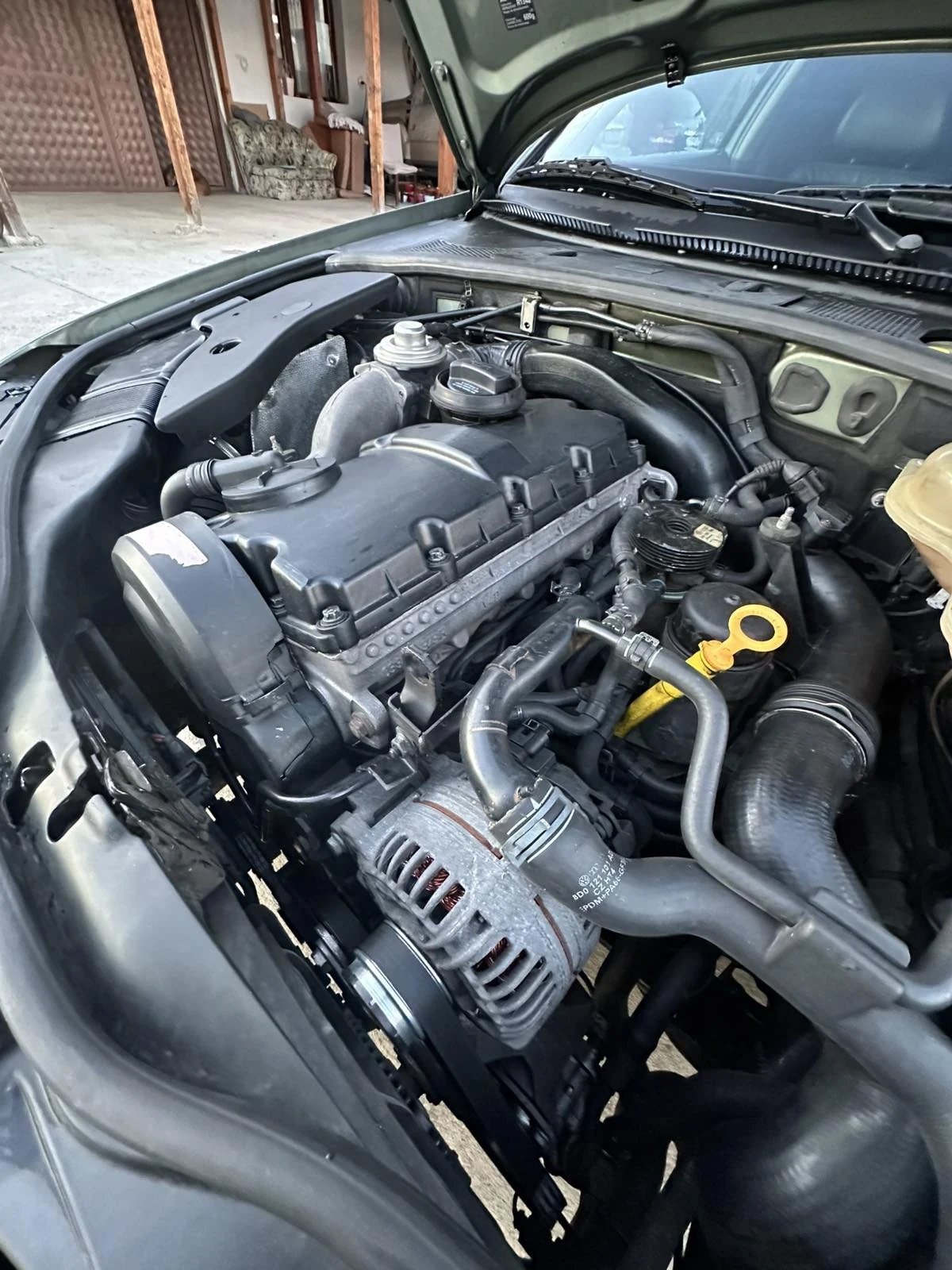 VW Passat 1.9Tdi, снимка 11 - Автомобили и джипове - 54131628