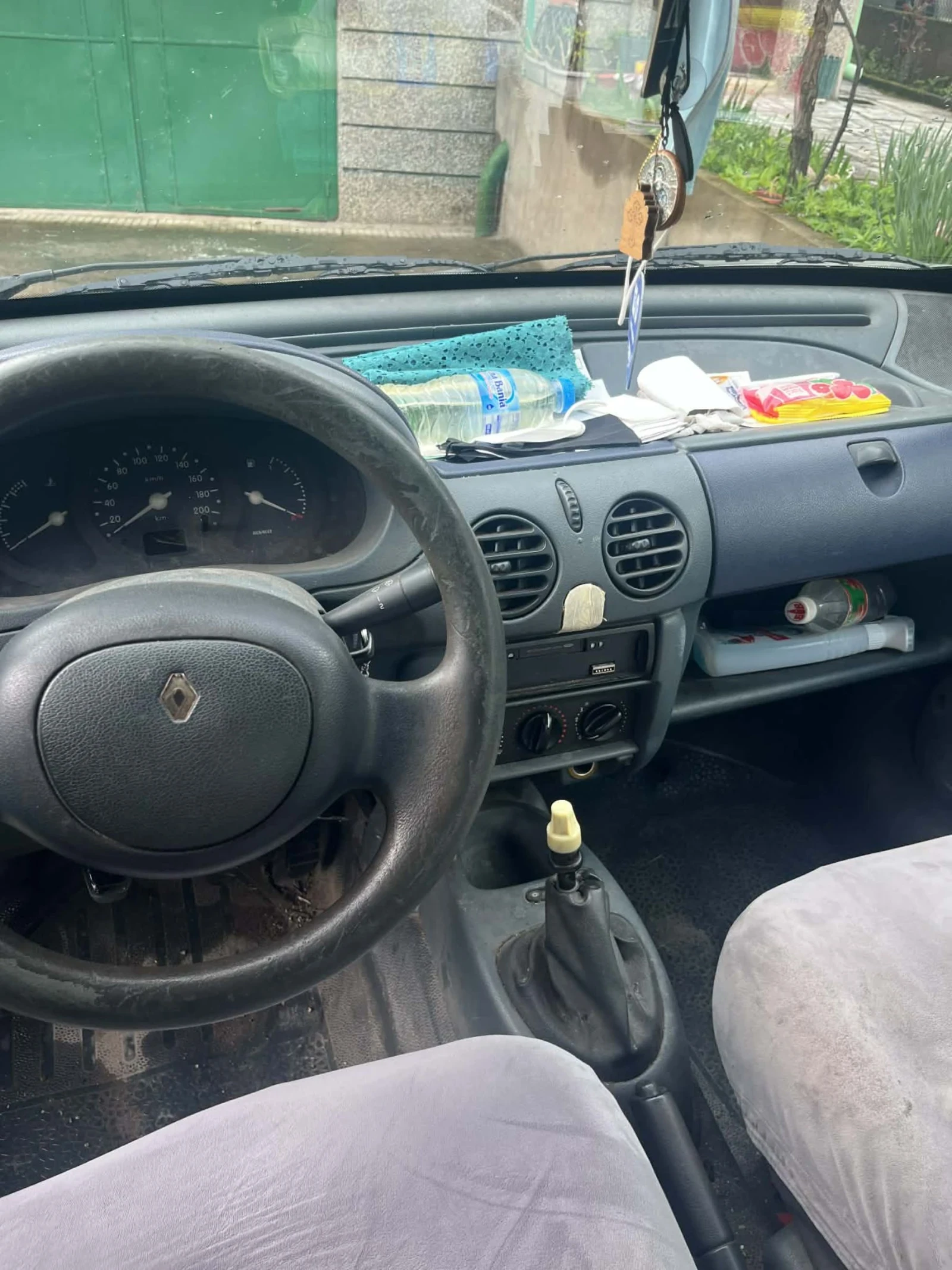 Renault Kangoo С метанова уредба, снимка 5 - Автомобили и джипове - 54234427