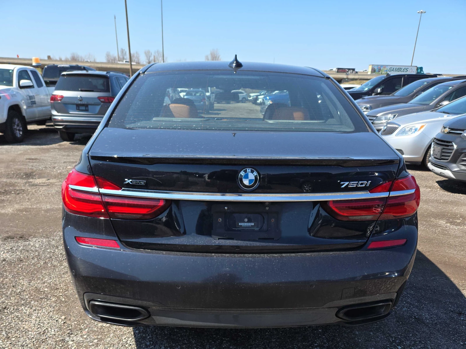 BMW 750 xDrive * * CARFAX * * ���� ������ * *  | Mobile.bg � ����������� 5