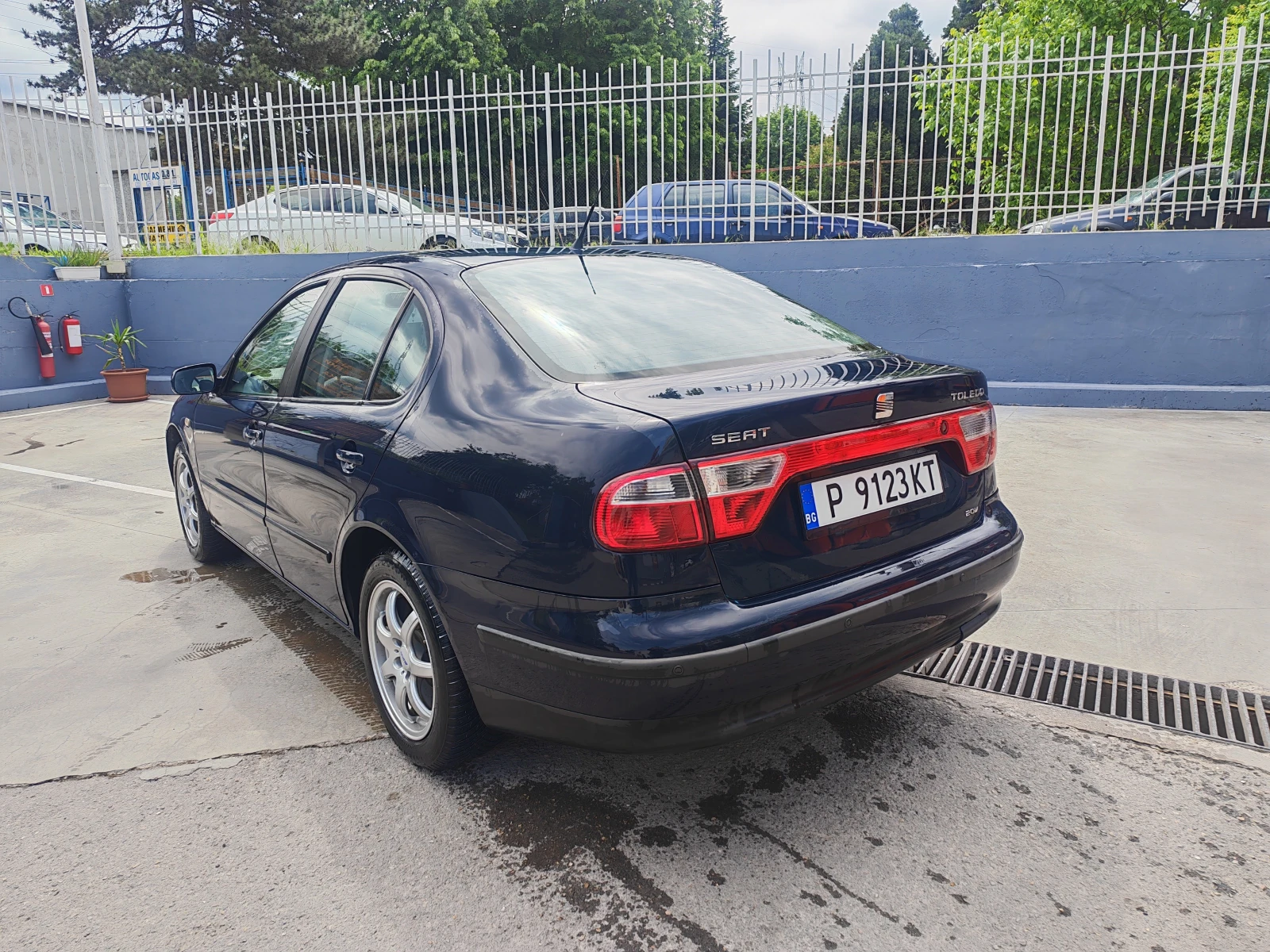 Seat Toledo 1.8 БЕНЗИН-ГАЗ, снимка 7 - Автомобили и джипове - 54551672