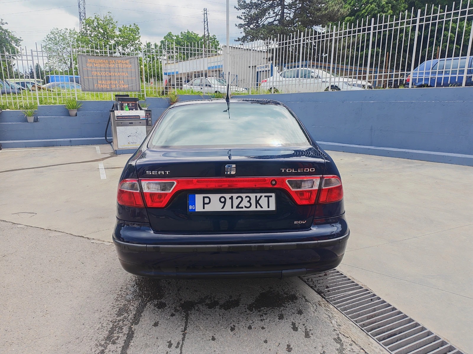 Seat Toledo 1.8 БЕНЗИН-ГАЗ, снимка 6 - Автомобили и джипове - 54551672